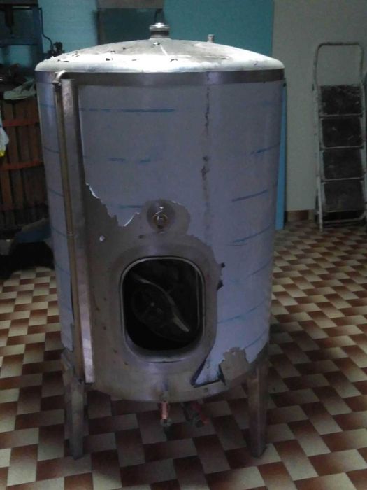 Cubas Inox de 500Lts e Prensa Hidraulica 12 T