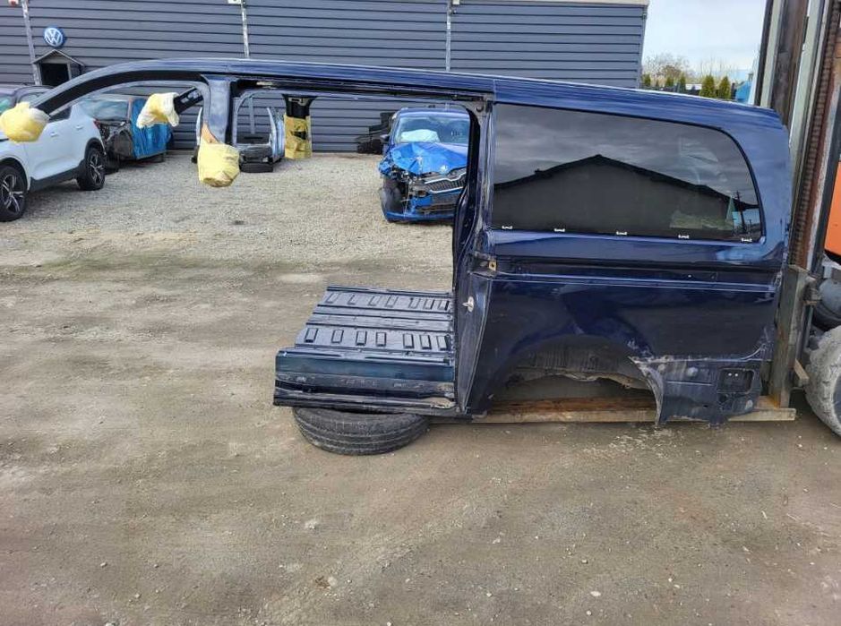 актуально! Mercedes V W447 задня частина кузова ванна панель чвертка