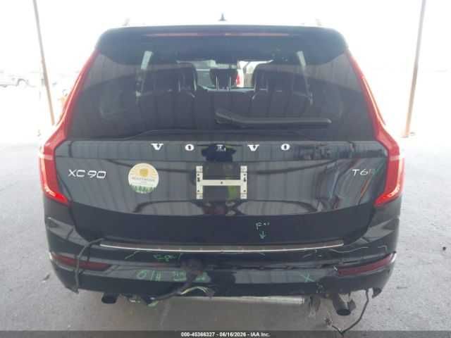 2018 Volvo XC90 T6 MOMENTUM