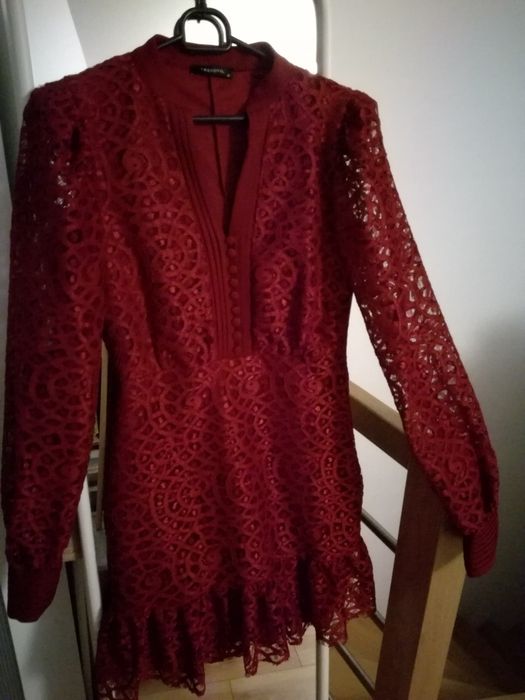 Sukienka koronka Trendyol