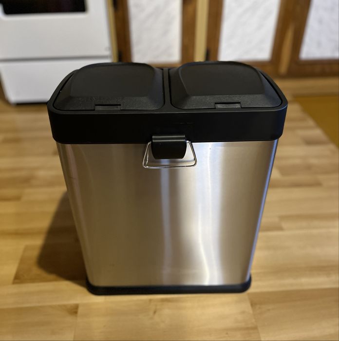 Kosz na smieci dwukomorowy