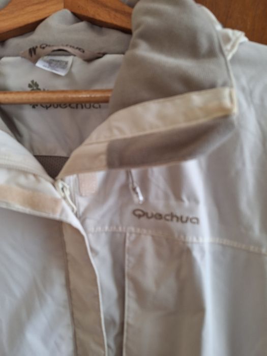 Kurtka sportową damską decathlon.