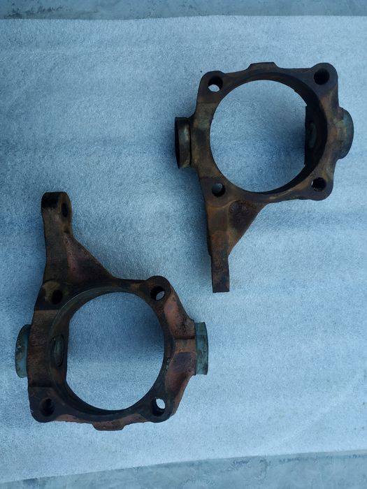 Ящик для інстр. ЛуАЗ, кулаки