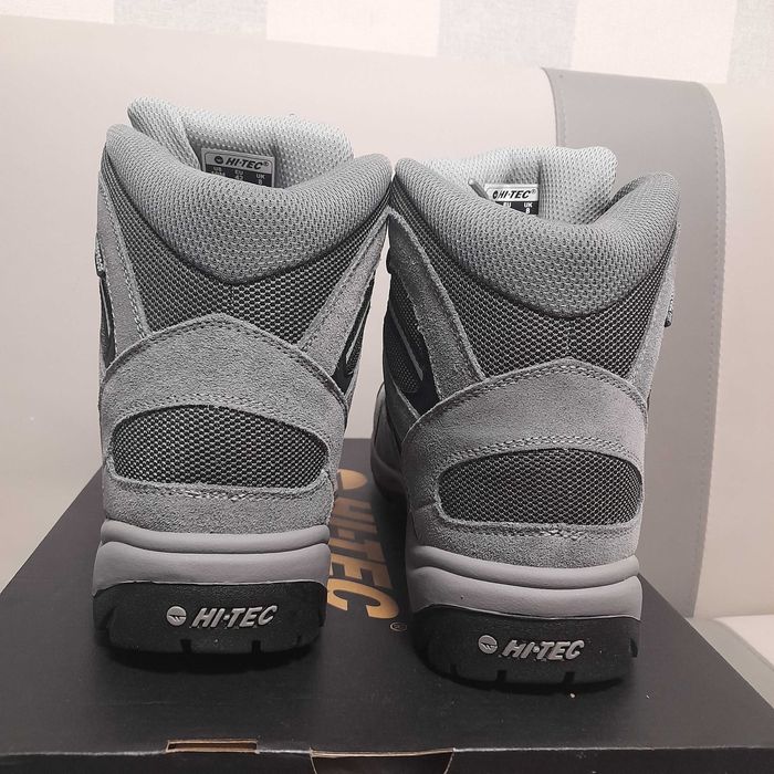 Теплі ботинки, черевики, кроссовки, кросівки HI-TEC us10/eur42. Нові