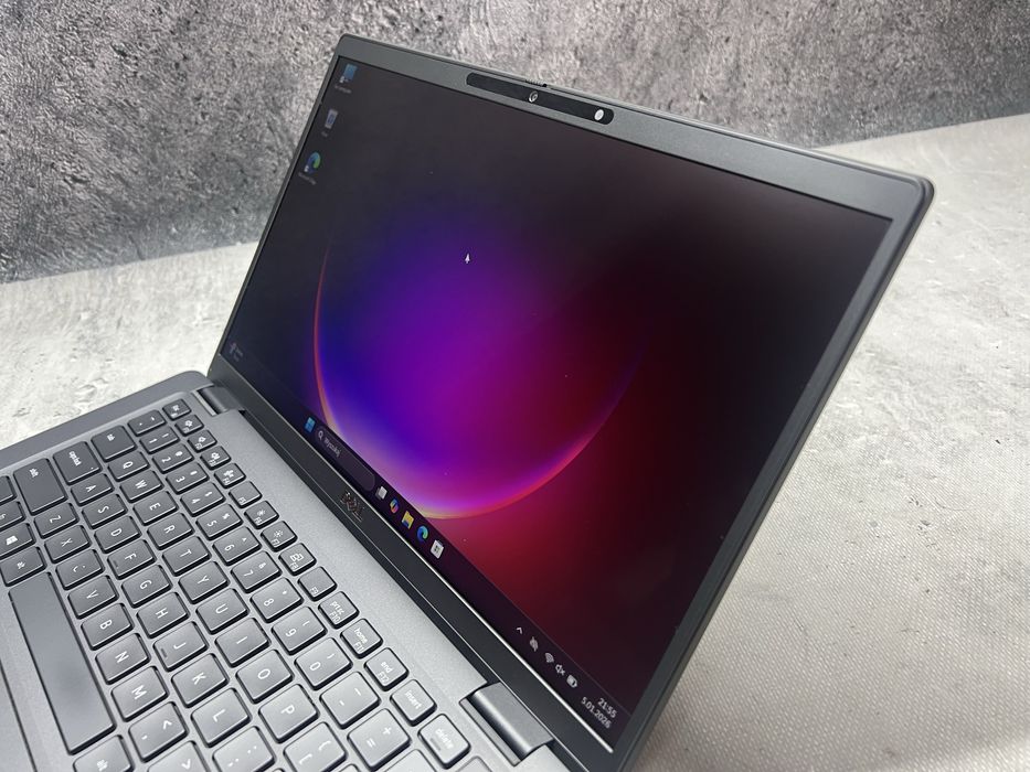 Dell Latitude / i5 10310u 4.4GHz/ 16GB DDR4/ 512SSD/ 14FHD Touch/ W11