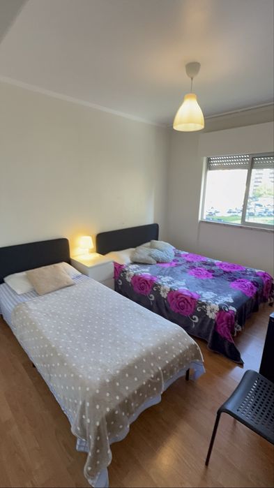 Arrenda-se quarto em Odivelas 5 min da estação