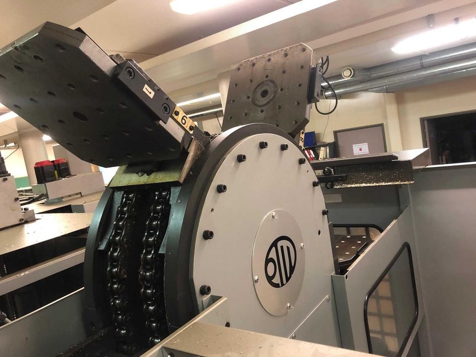 CENTRO DE MAQUINAÇÃO HORIZONTAL 3+2 EIXOS PALETIZADO TSUGAMI FMA5E-III