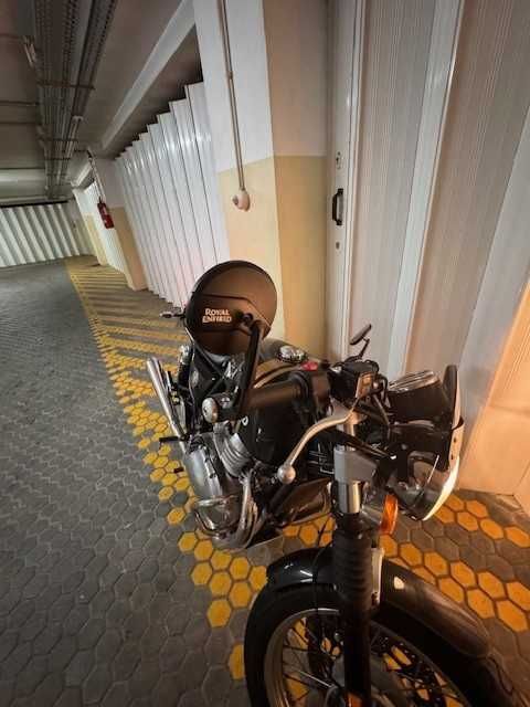 Royal Enfield Continental GT 650 em muito bom estado