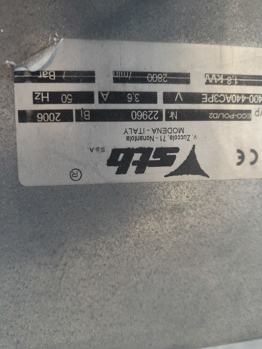 Odciąg wyciąg do wiórów.