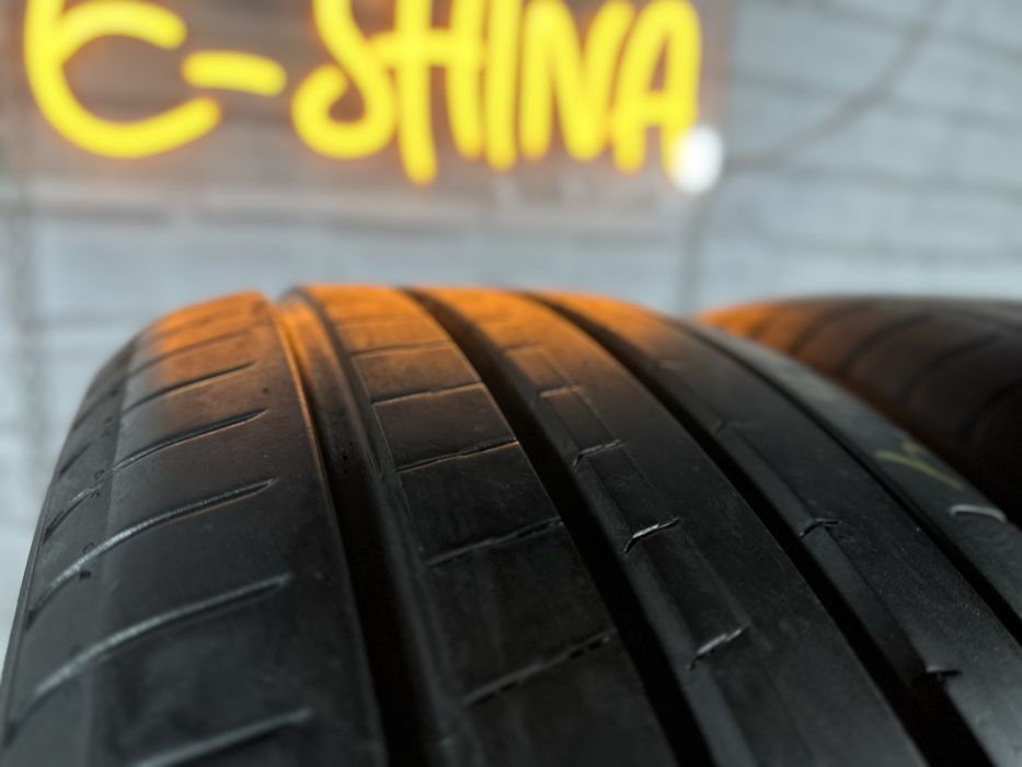 Комплетк і Пара 245 50 19 Yokohama Advan Sport