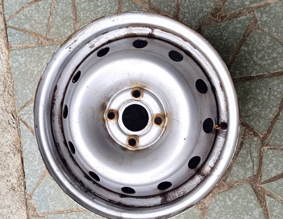 Диски R15 4*100 Киа Рио