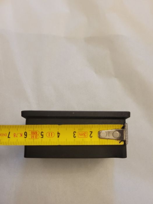 Pés de borracha preto