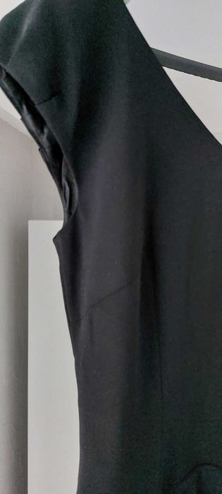 Sukienka wizytowa czarna elegancka rozmiar 38/40