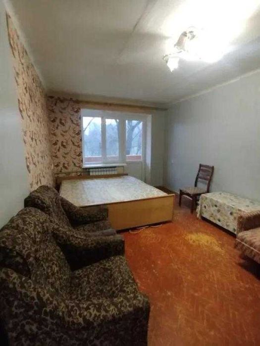 Продам 1 к кв на ХТЗ, метро Масельского.