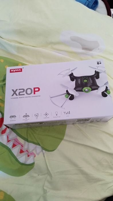 Drone with New Remote Controller445080475995351041
