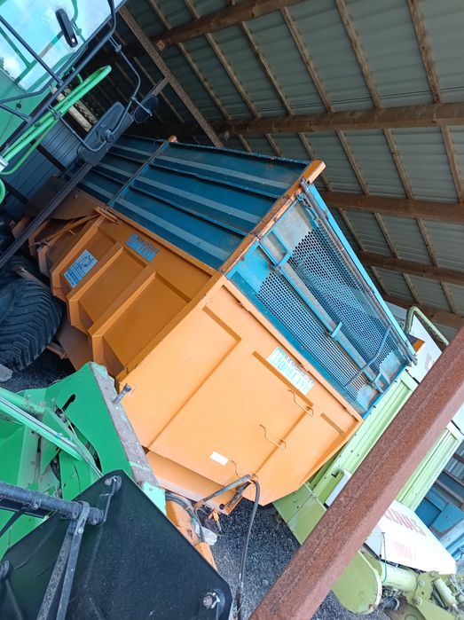 Przyczepa rolnicza skorupowa resor tandem