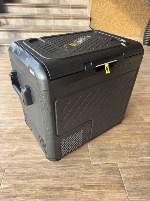 Автомобильный холодильник -20*С   12v - 220v