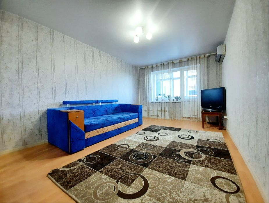 Продам простору 1к на початку Харківської