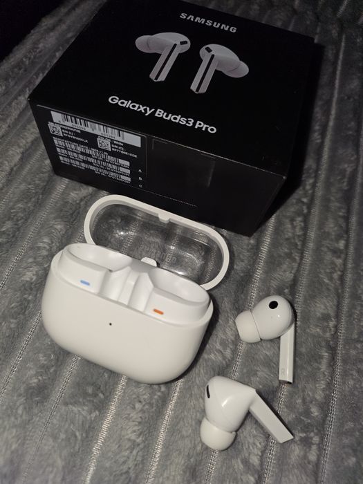 Samsung Galaxy Buds 3 Pro C/ Fatura e Garantia Samsung 11/12/2025