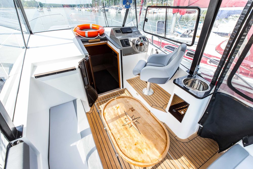 Czarter jachtu Stillo / GIŻYCKO /Mazury / PROMOCJA !  700 zł/za dobę