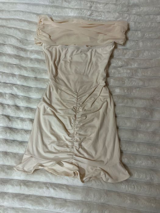 Вишукане ефектне плаття