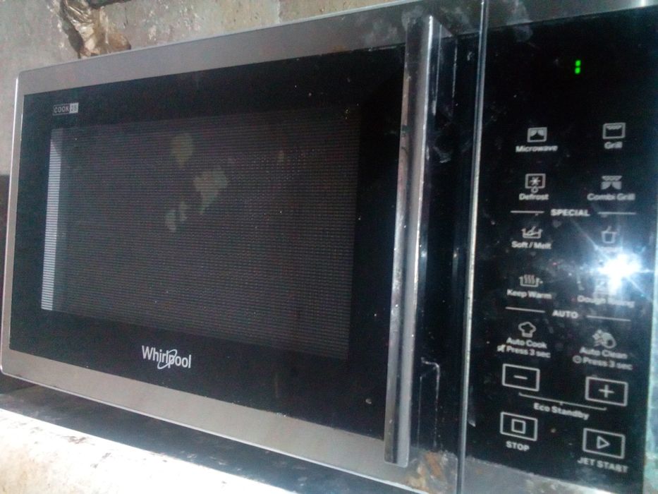 Vendo 2 microondas estado novo 30€