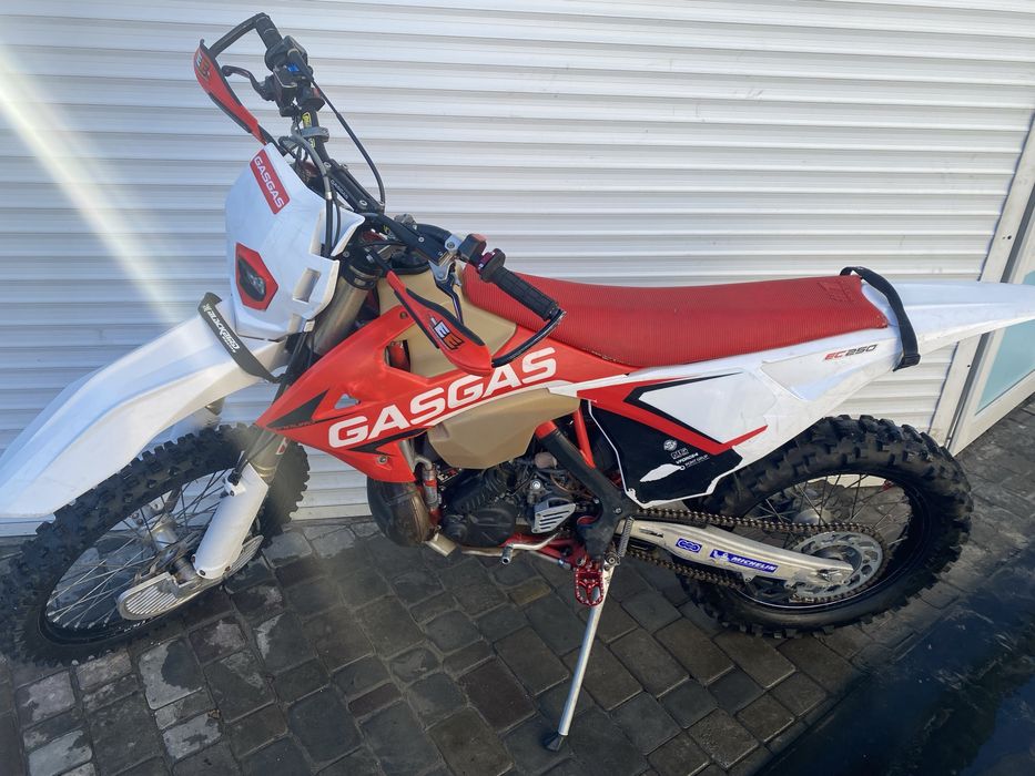 Gas Gas EC 250( Big bor 300) 2019 рік ( не ктм , husqvarna, kovi)