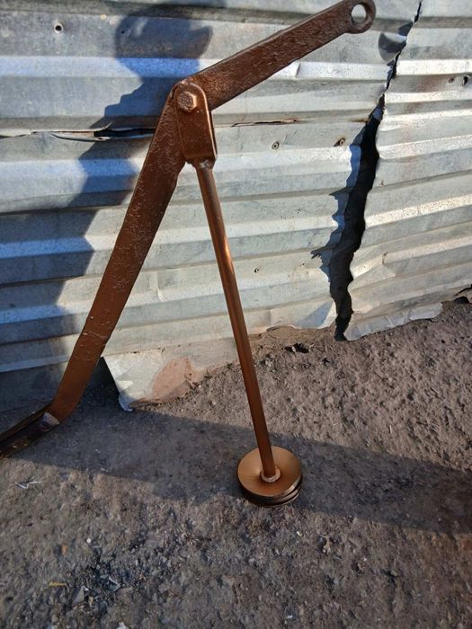 Ручна помпа для води