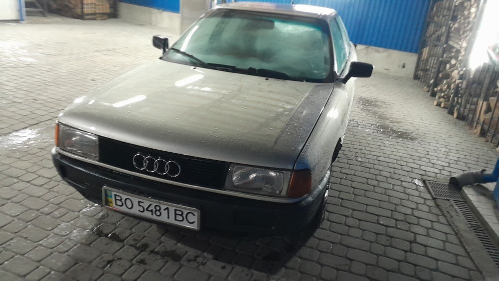 Продам ауди 80б3 1,8 газ бензин
