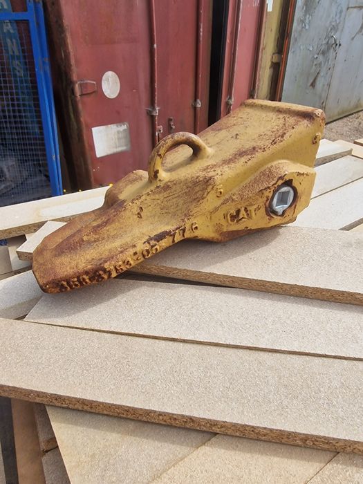 Ponta bicos 368.3783  escavadora caterpillar