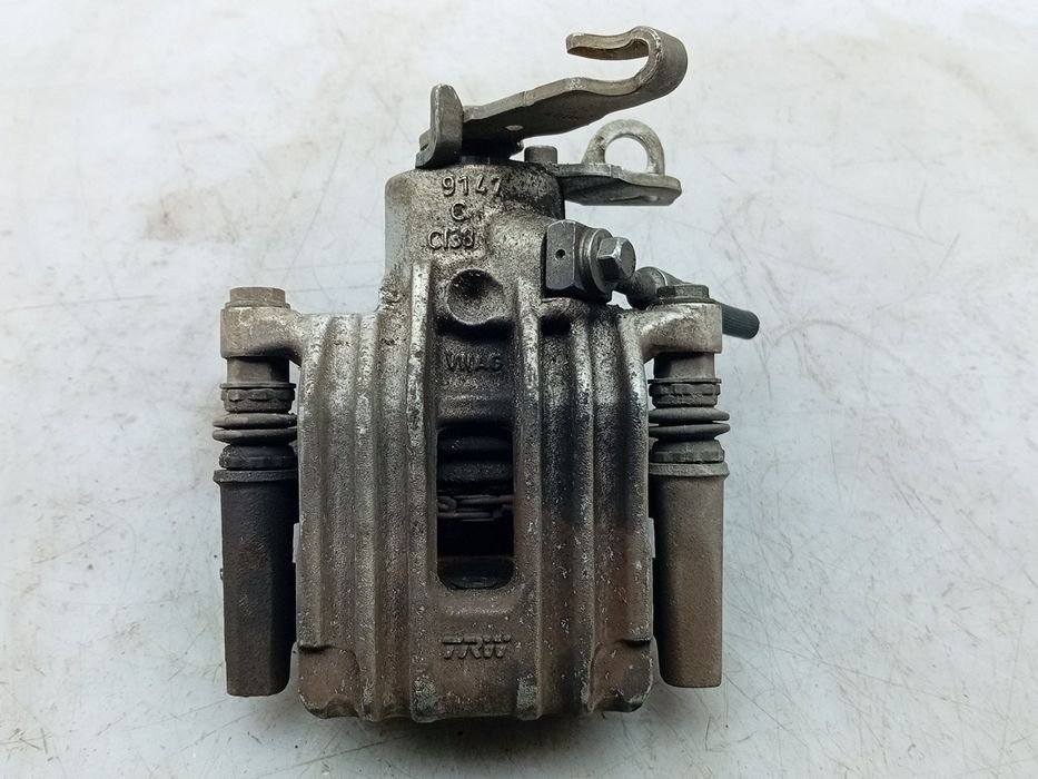 Pinça travão / maxila de travão trás direita VOLKSWAGEN Polo (AW1)
