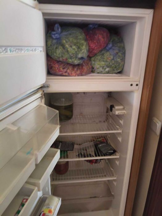 Продам холодильник