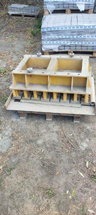 Вібропрес.лінія для виготовлення тротуарної плитки бордюрах блока та інше