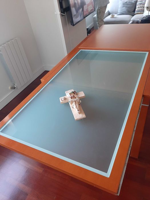 Mesa de jantar com cadeiras