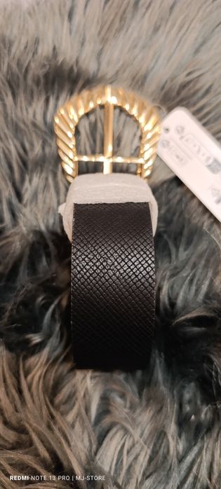 Pasek damski z klamrą