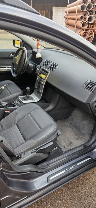 Volvo-V50 2.0 дизель 2005 рік для військових