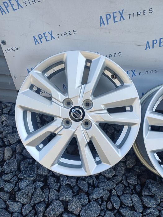 Комплект легкосплавних дисків Nissan 4/100 R16