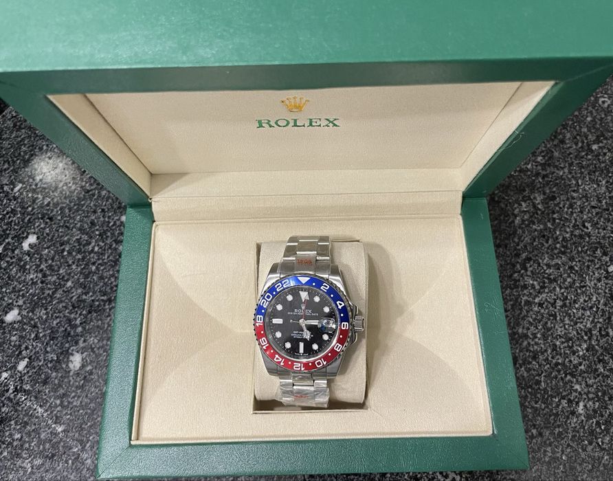 Rolex GMT-Master II - Pepsi