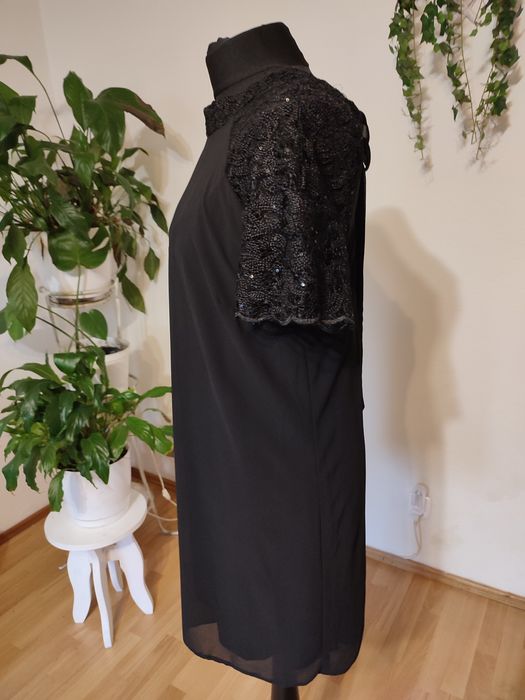 Sukienka czarna wieczorowa