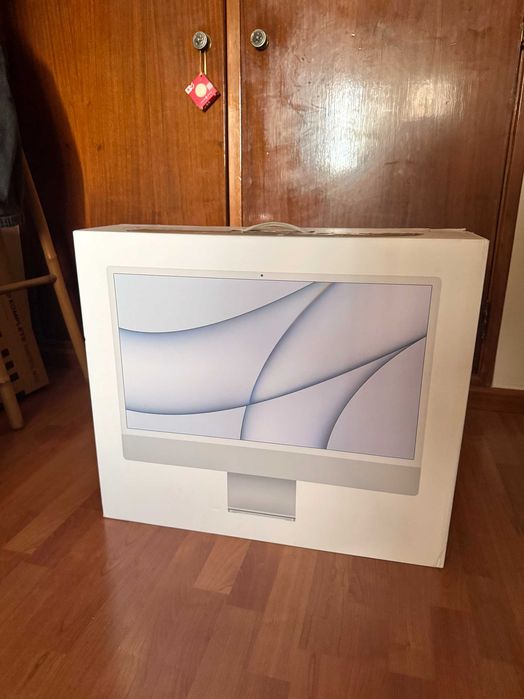 Apple iMac 24” M1 - 16GB RAM, 256GB SSD