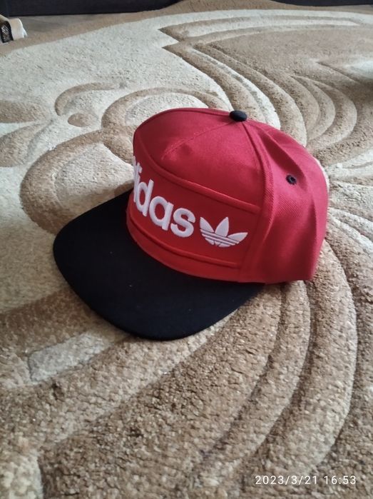 Продам бейзбольні  Кепки