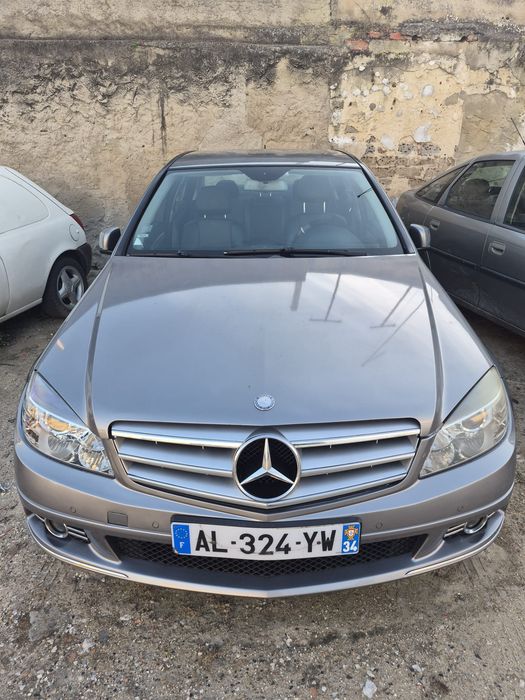Vendo este belo carro