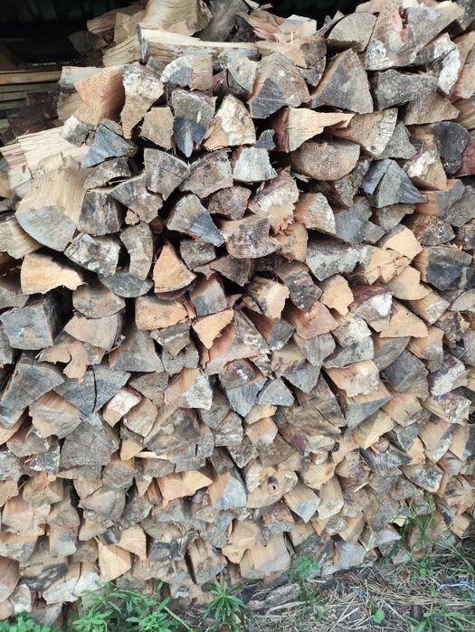 Sprzedam drewno drzewo opałowe suche