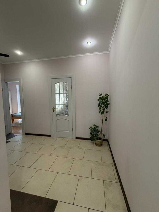 3 кімнатна в центрі навпроти 11 школи. Новобудова- 82 м². Лепкого. 3-й поверх. Євідновлення