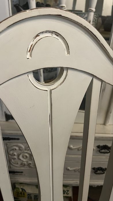 Mesa de jantar com cadeiras