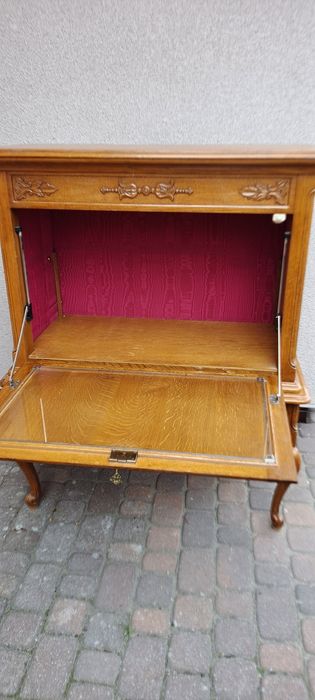 Barek, Komoda Ludwikowska, Ludwik