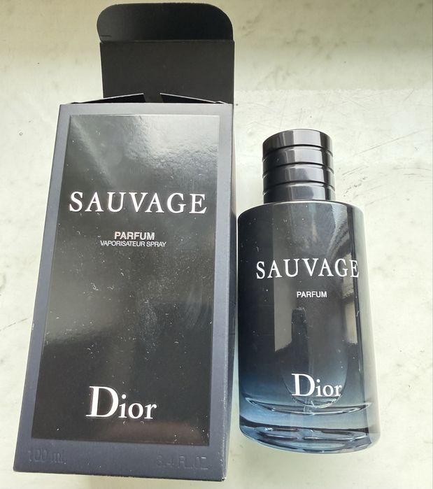 Sprzedam Perfumy Dior Sauvage Parfum 100ml.