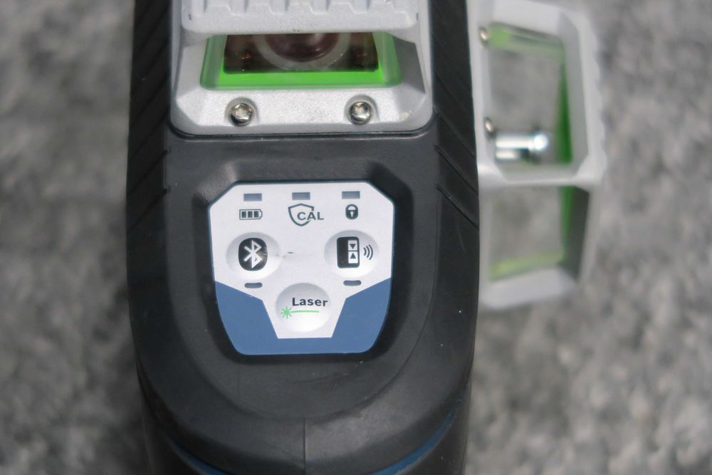 Laser krzyżowy BOSCH GLL 3-80 CG Professional zielone 3 linie, zestaw