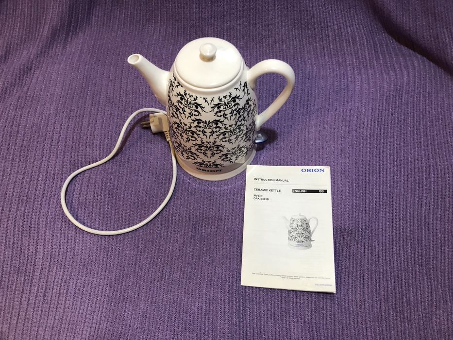 Чайник електричний керамічний 1,8 л.