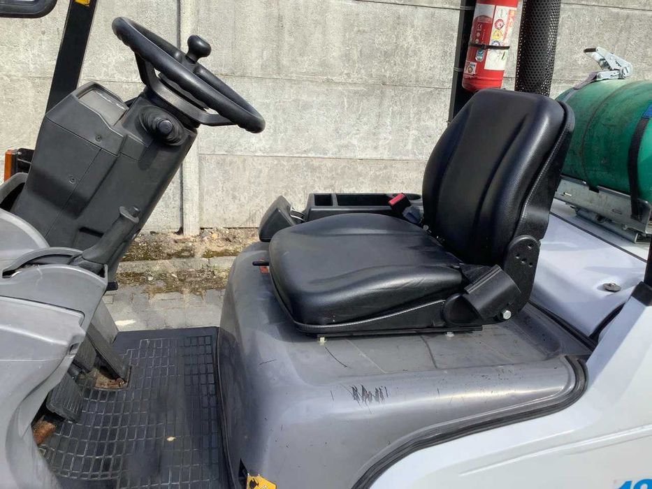 Mitsubishi 2018 1,5t | Triplex 4,7 m | LPG | Przesuw